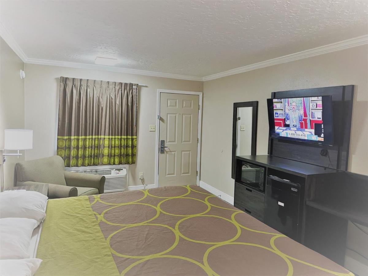 Super 8 By Wyndham Picayune Exteriér fotografie